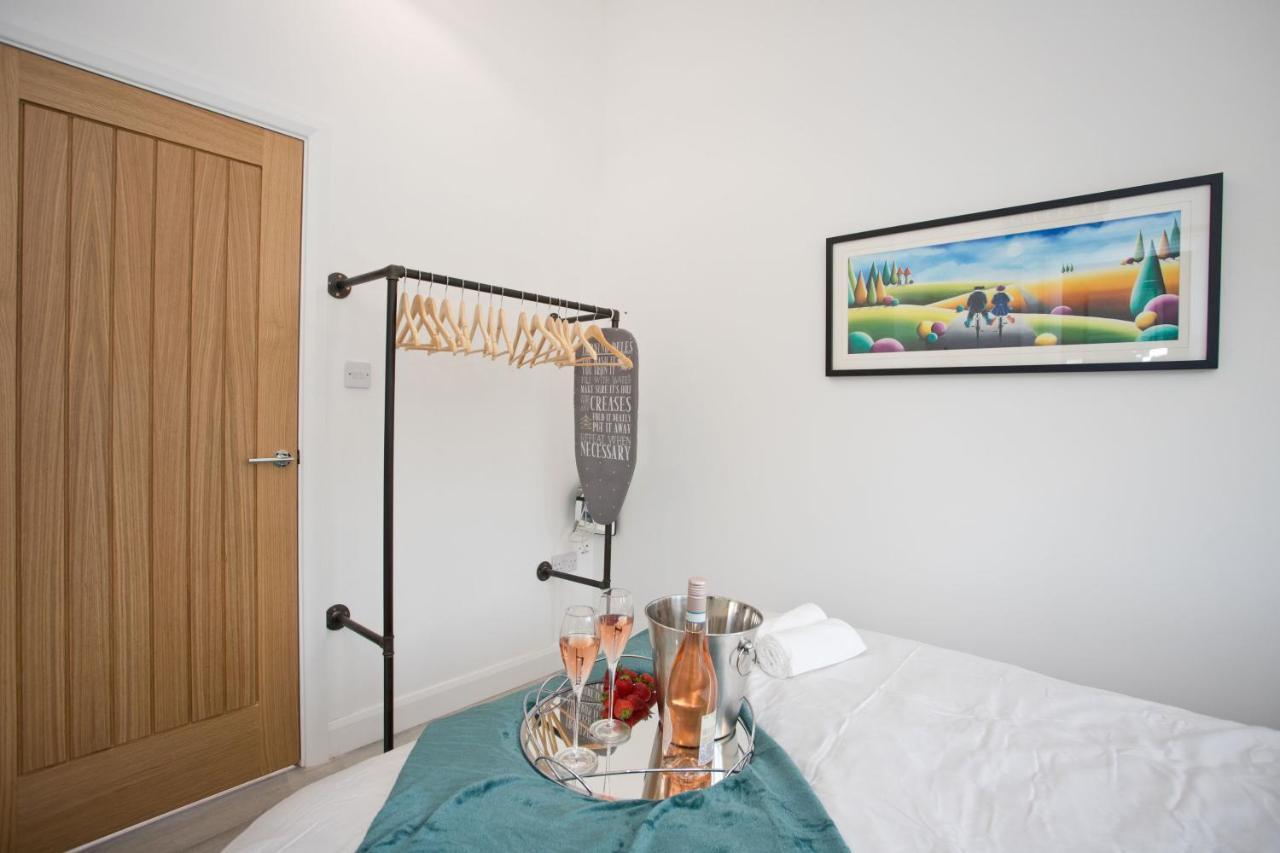The Bearded Goat Den - A Rural Retreat At This Modern Holiday Cottage Saint Leonards Zewnętrze zdjęcie